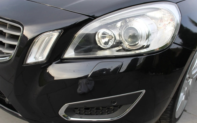 Volvo V60 cena 41000 przebieg: 178985, rok produkcji 2011 z Chełm małe 232